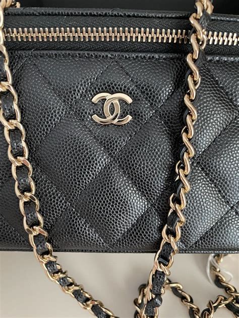 sac vanity chanel prix|chanel vanity crossbody bag.